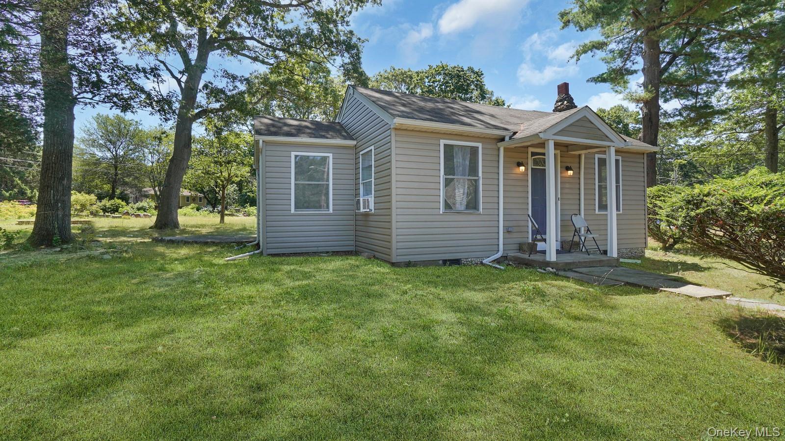 Single Family Curtis  Suffolk County, NY 11789, MLS-927970-2