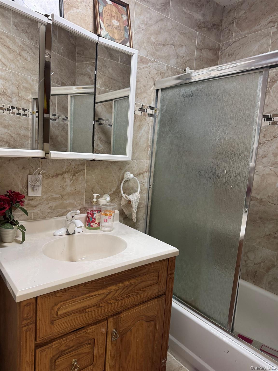 Single Family Grant  Brooklyn, NY 11208, MLS-928005-18