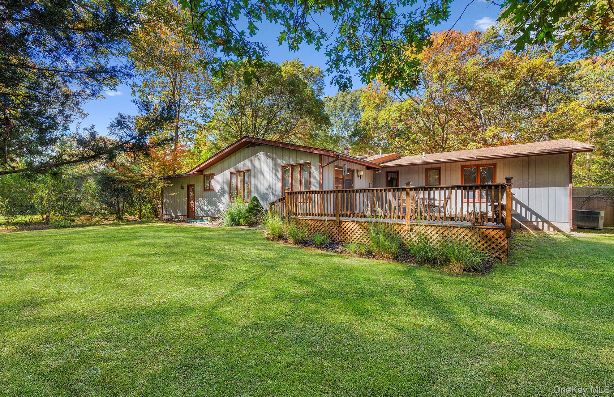 Single Family Sherwood Suffolk County, NY 11937, MLS-928007-23