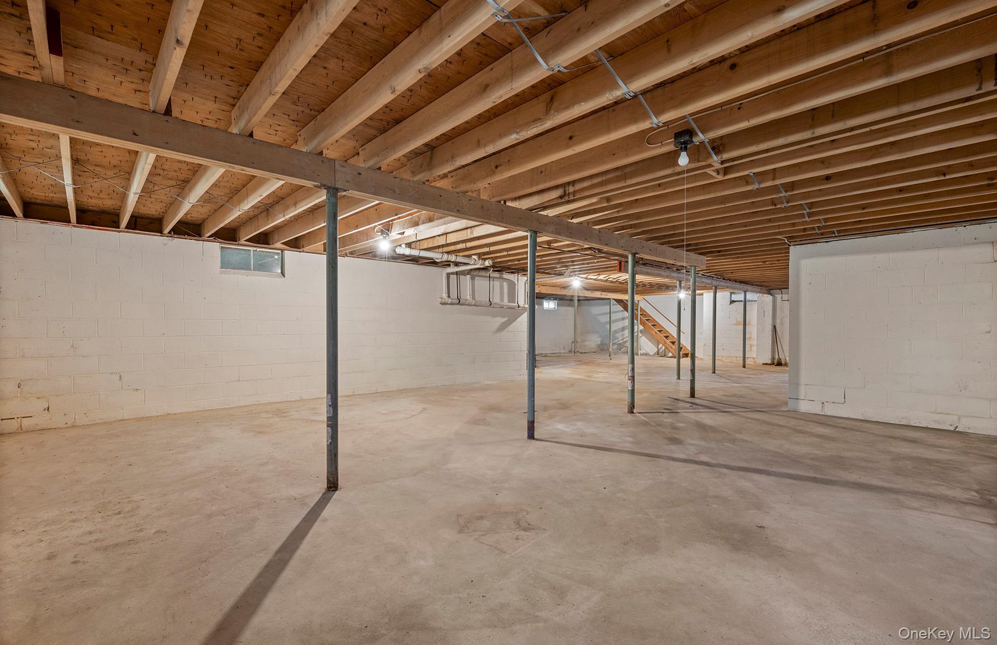 Single Family Sherwood Suffolk County, NY 11937, MLS-928007-27