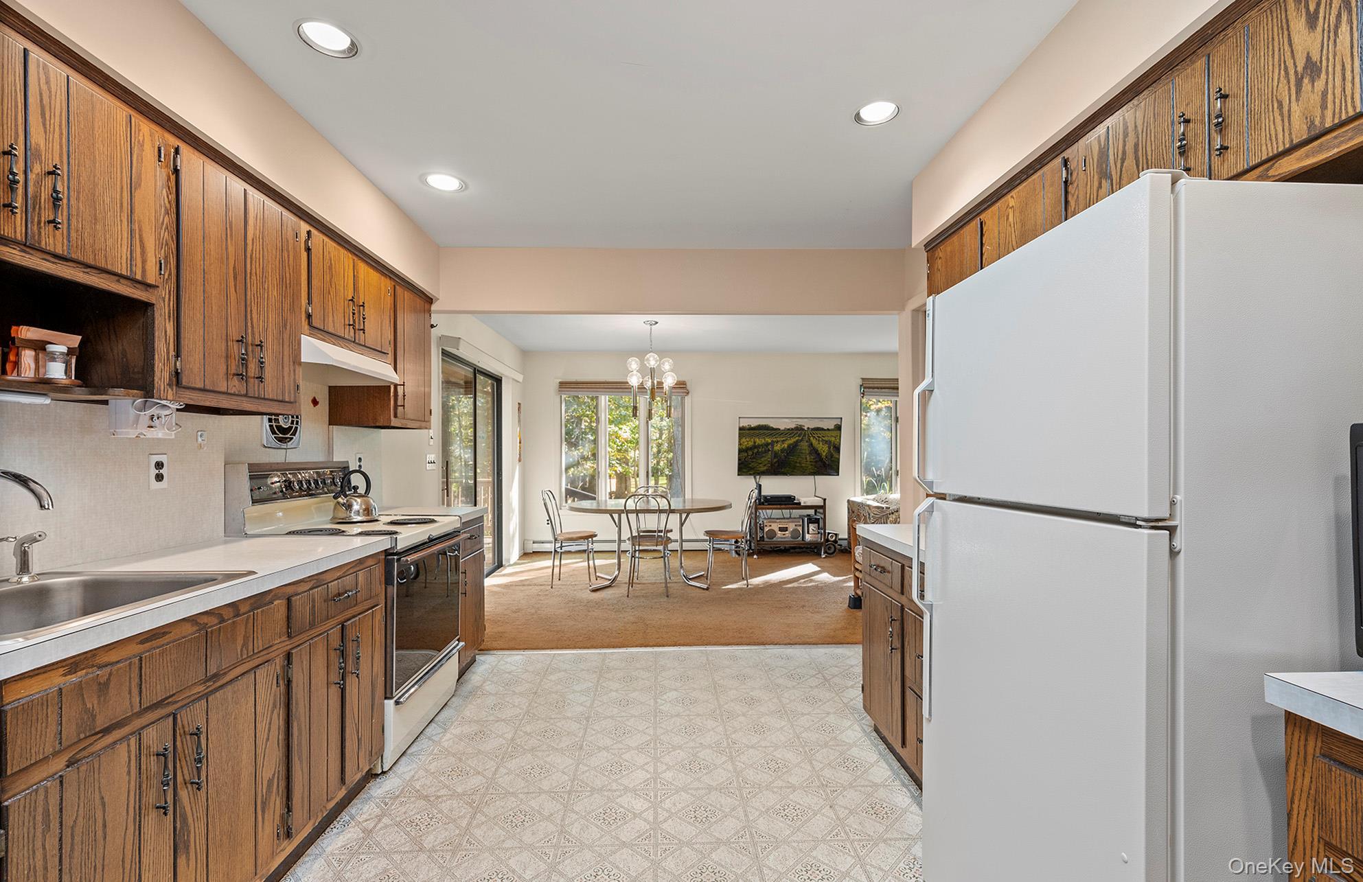 Single Family Sherwood Suffolk County, NY 11937, MLS-928007-9