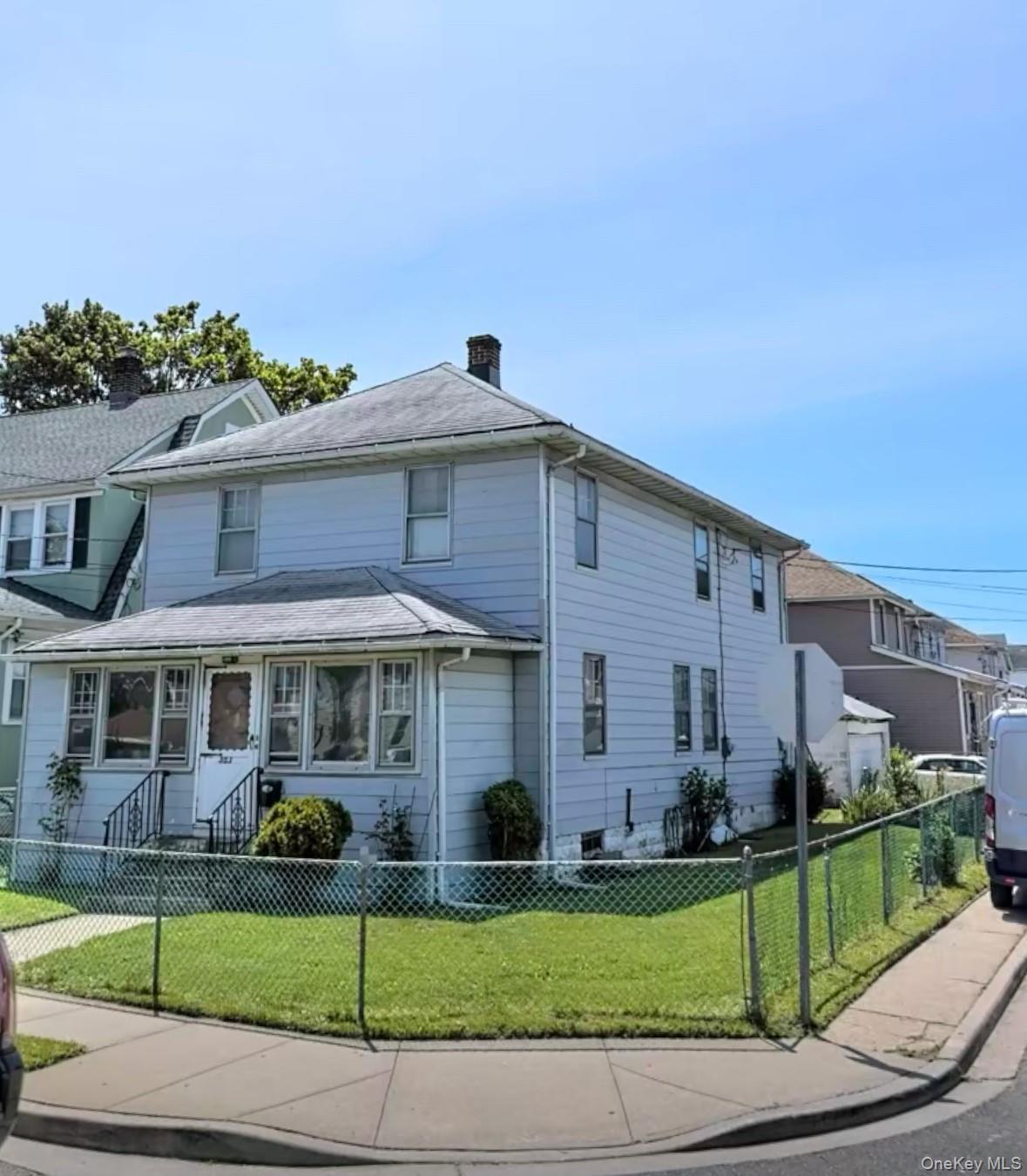 Single Family Bayview  Nassau County, NY 11096, MLS-928009-3