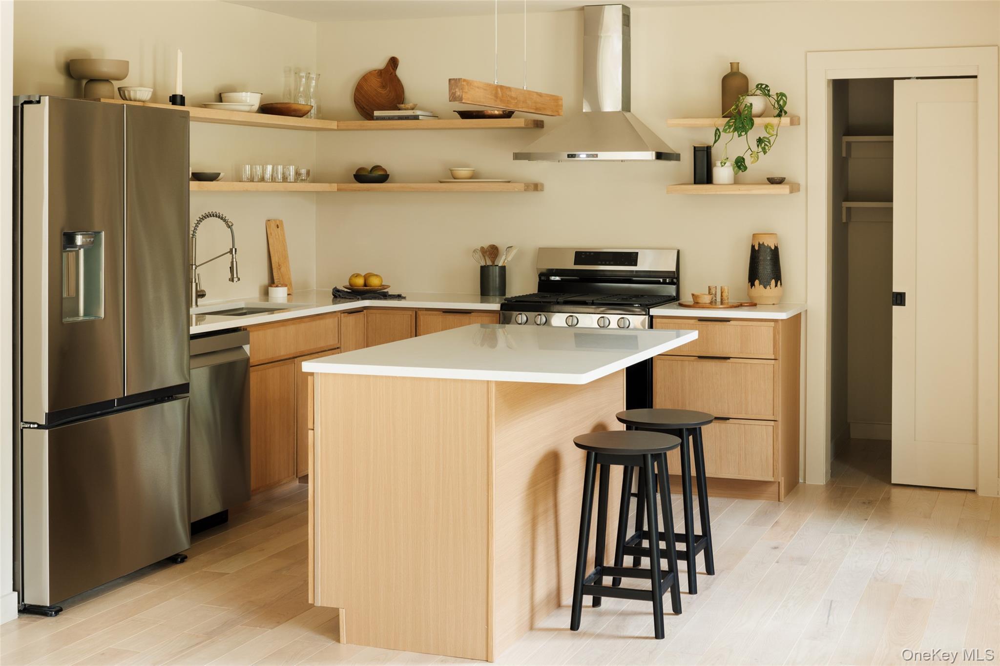 Single Family Dutchtown  Ulster County, NY 12477, MLS-928015-15