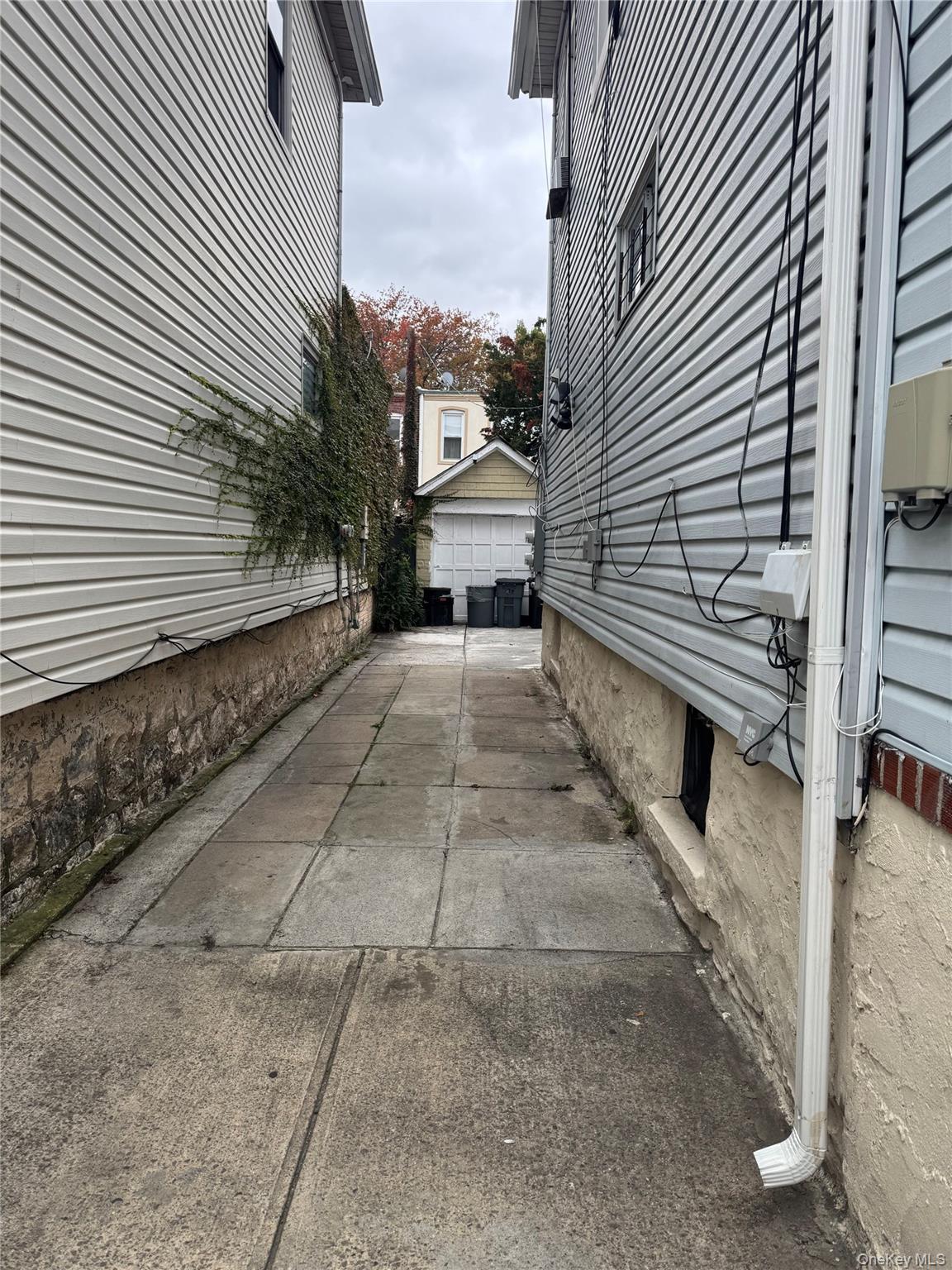 Single Family Lincoln  Brooklyn, NY 11208, MLS-928034-3