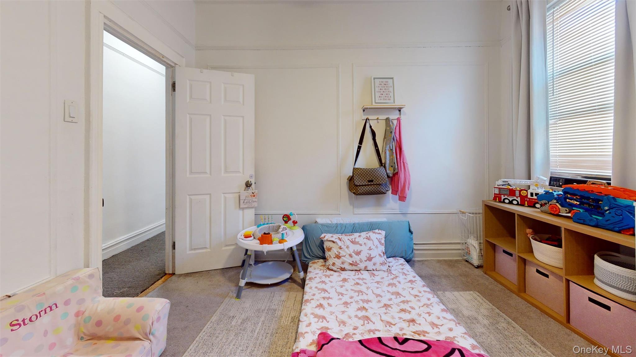 Single Family Fenton Bronx, NY 10469, MLS-928036-15