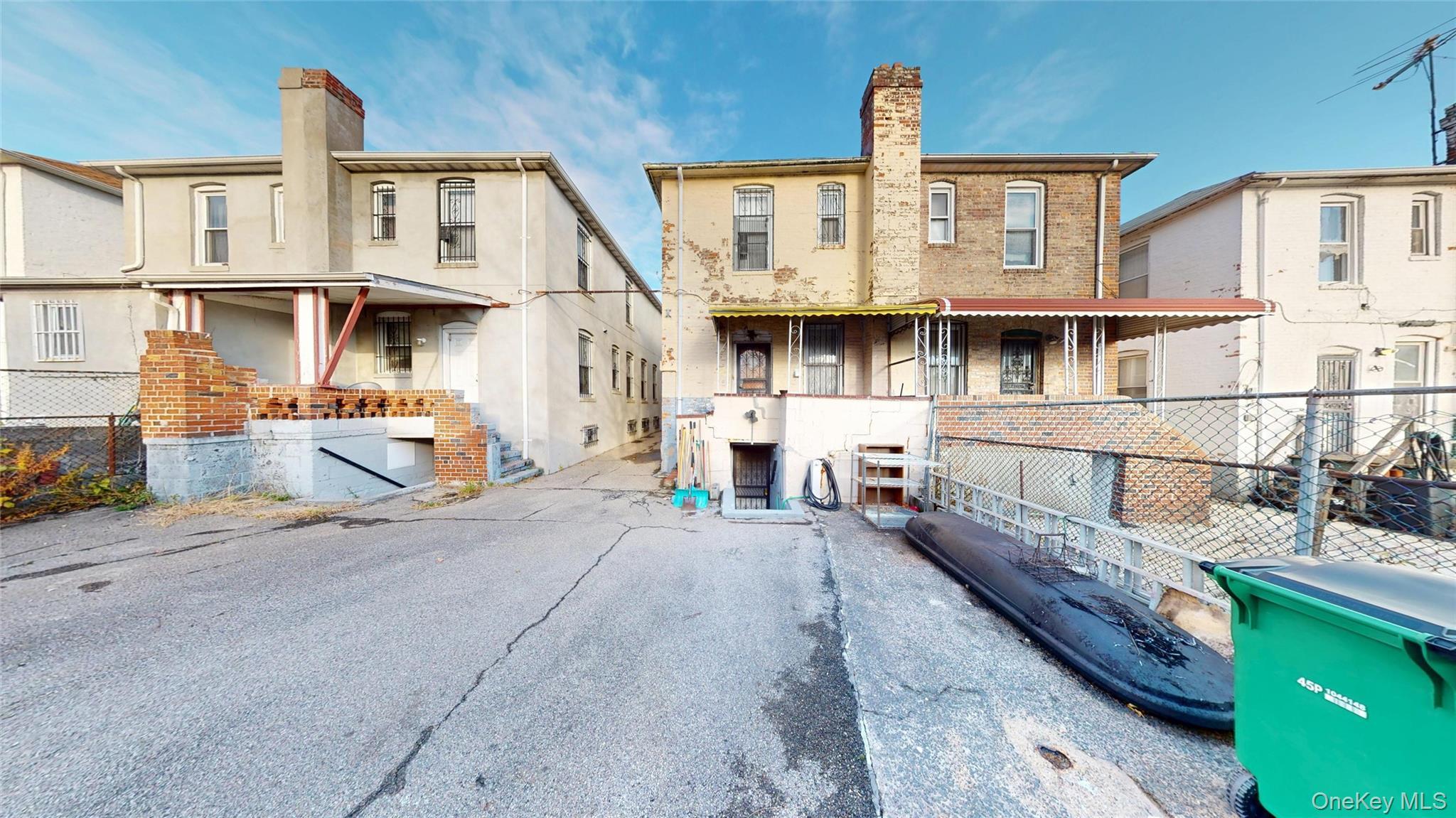 Single Family Fenton Bronx, NY 10469, MLS-928036-21