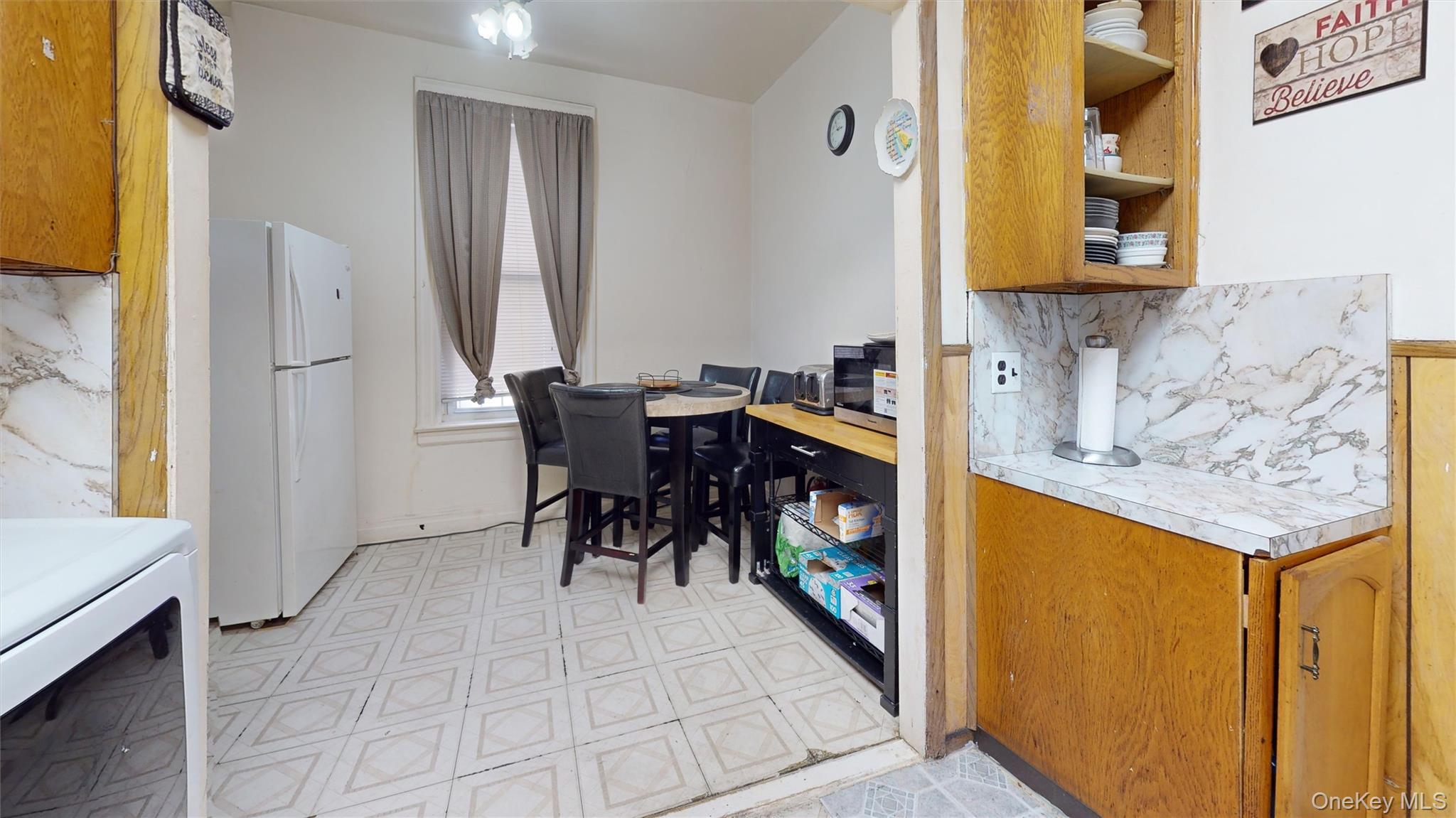 Single Family Fenton Bronx, NY 10469, MLS-928036-7