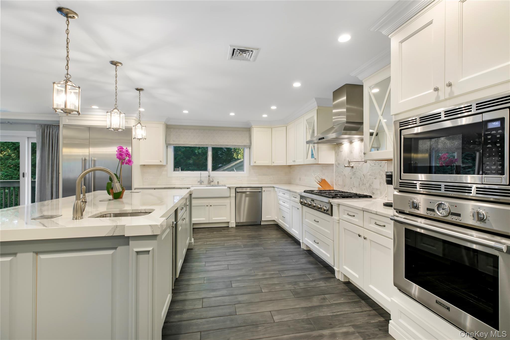 Single Family Byron  Nassau County, NY 11566, MLS-928067-4