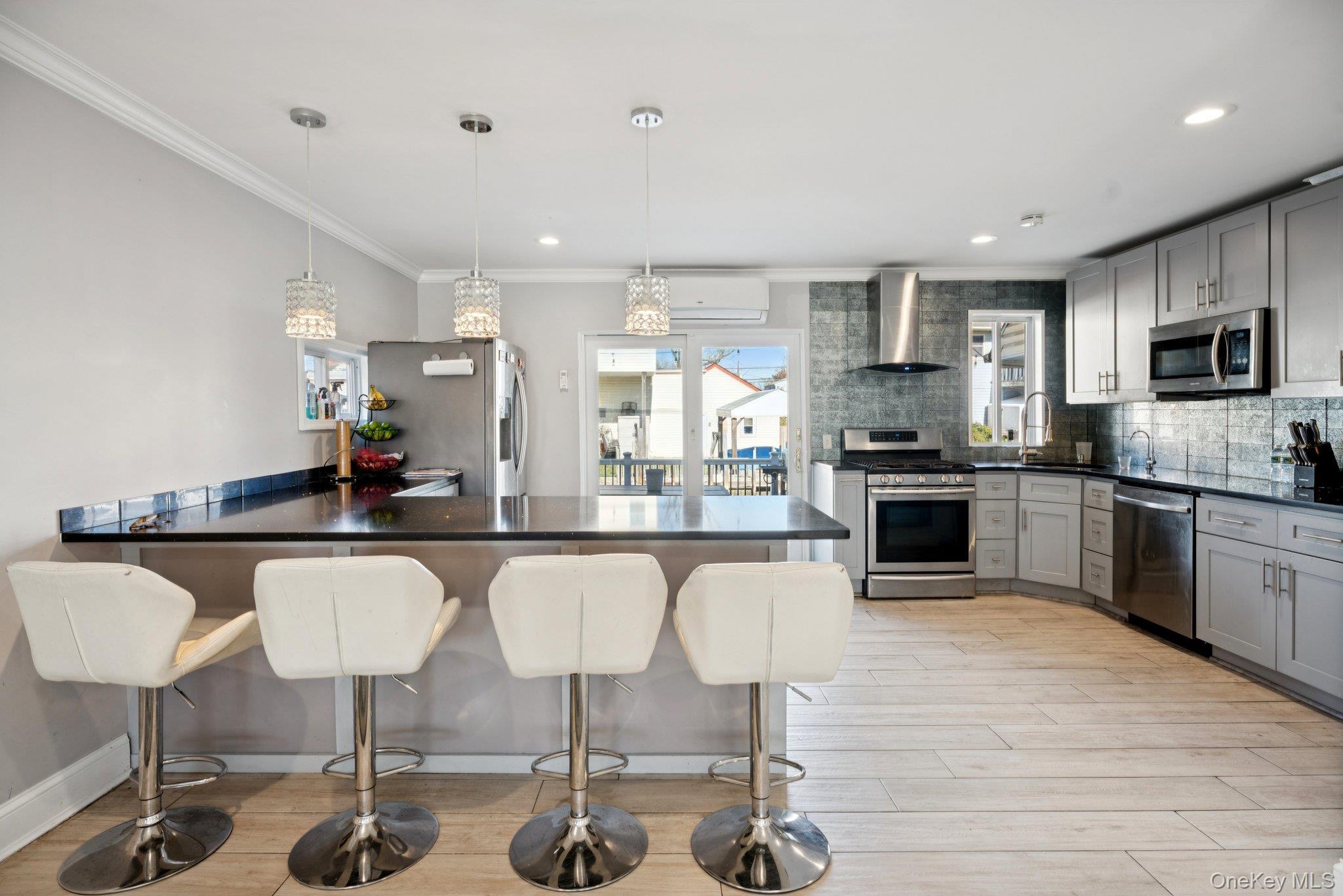 Single Family Arthur Nassau County, NY 11510, MLS-928071-8