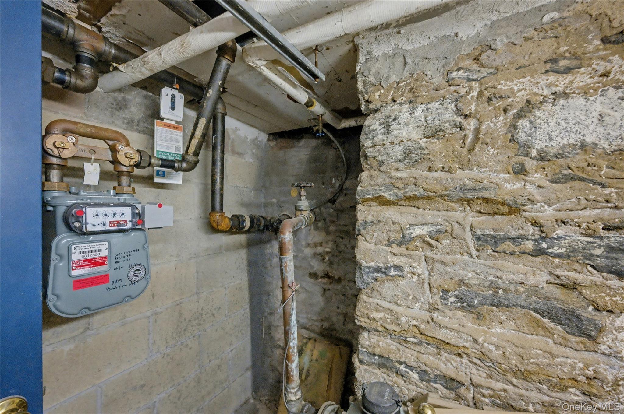 Single Family Bradhurst Manhattan, NY 10030, MLS-928074-29