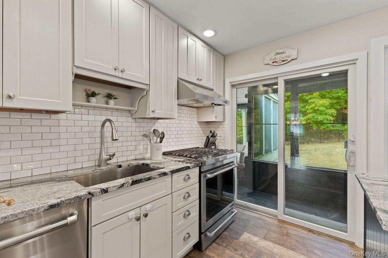 Single Family Locust Westchester County, NY 10562, MLS-928083-14