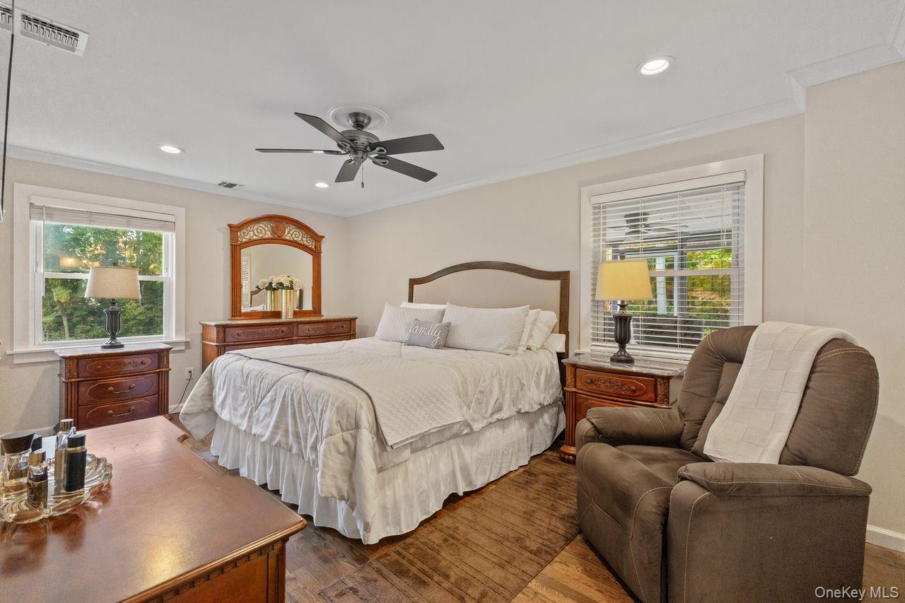 Single Family Locust Westchester County, NY 10562, MLS-928083-17