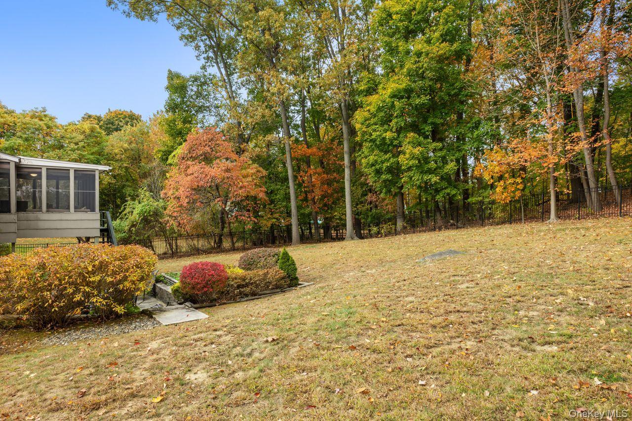 Single Family Locust Westchester County, NY 10562, MLS-928083-31