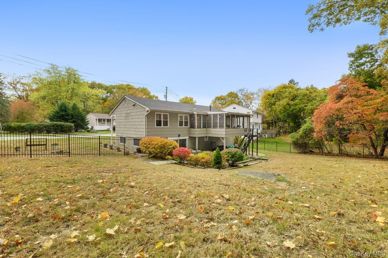 Single Family Locust Westchester County, NY 10562, MLS-928083-32