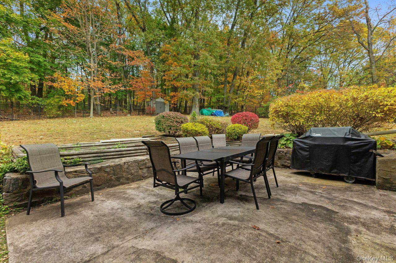 Single Family Locust Westchester County, NY 10562, MLS-928083-34