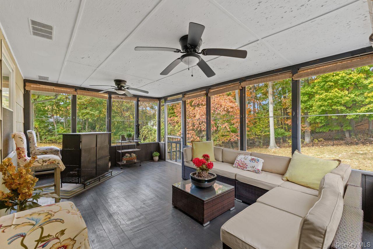 Single Family Locust Westchester County, NY 10562, MLS-928083-5