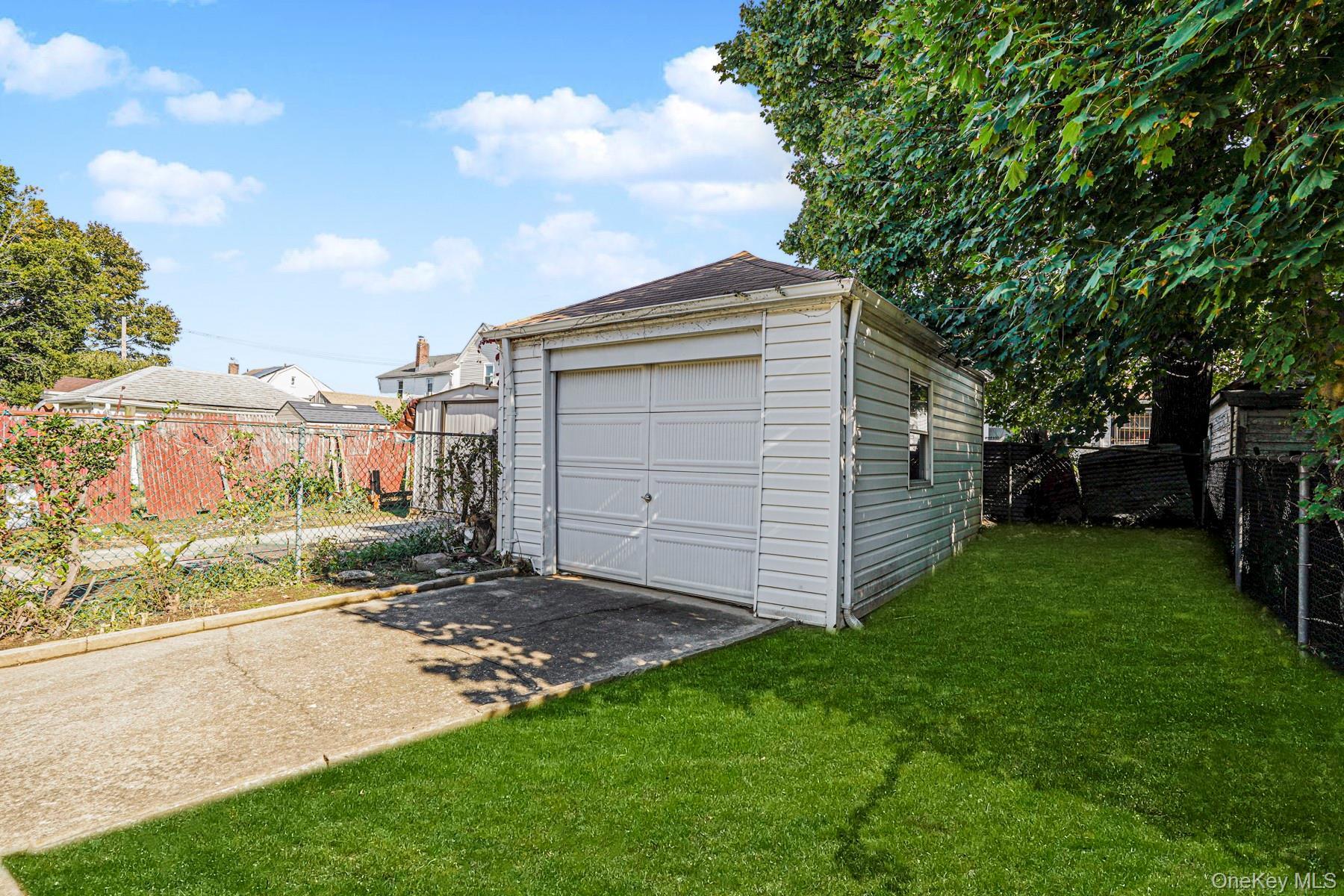 Single Family 203rd Queens, NY 11412, MLS-928086-5