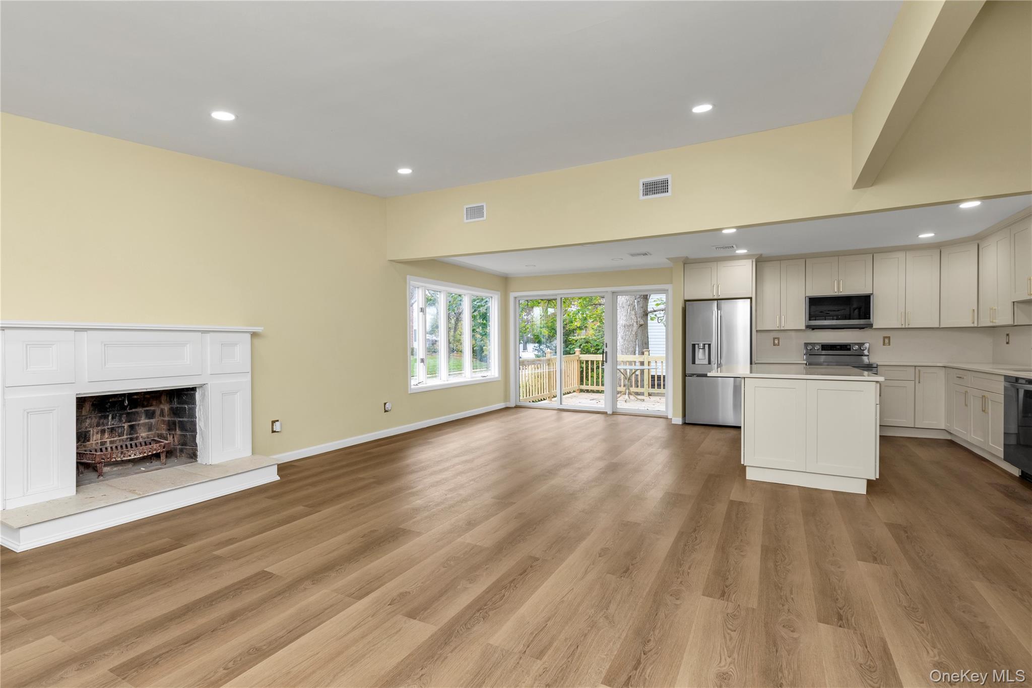 Single Family Arbor Gate  Nassau County, NY 11804, MLS-928093-19