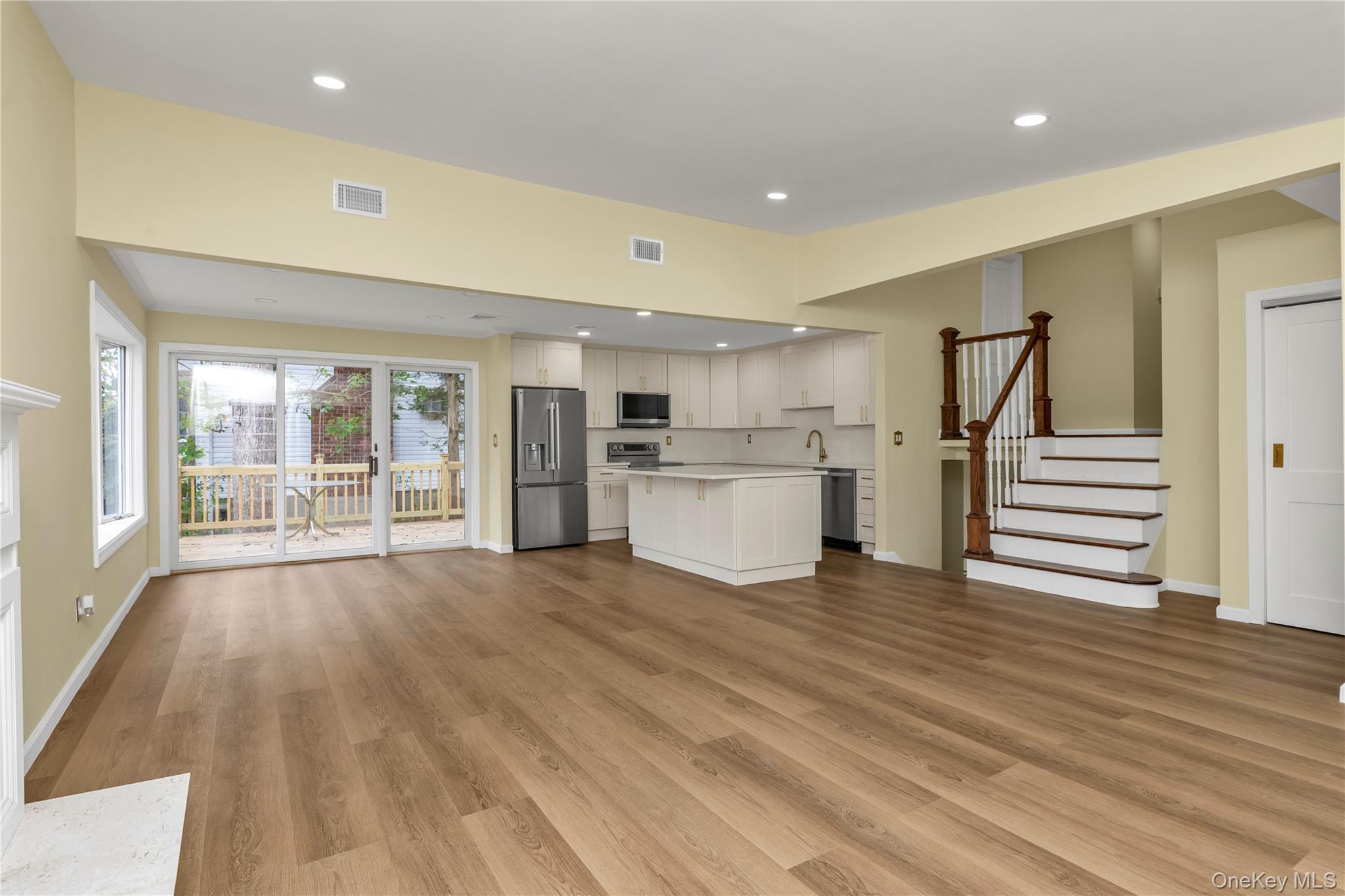 Single Family Arbor Gate  Nassau County, NY 11804, MLS-928093-20