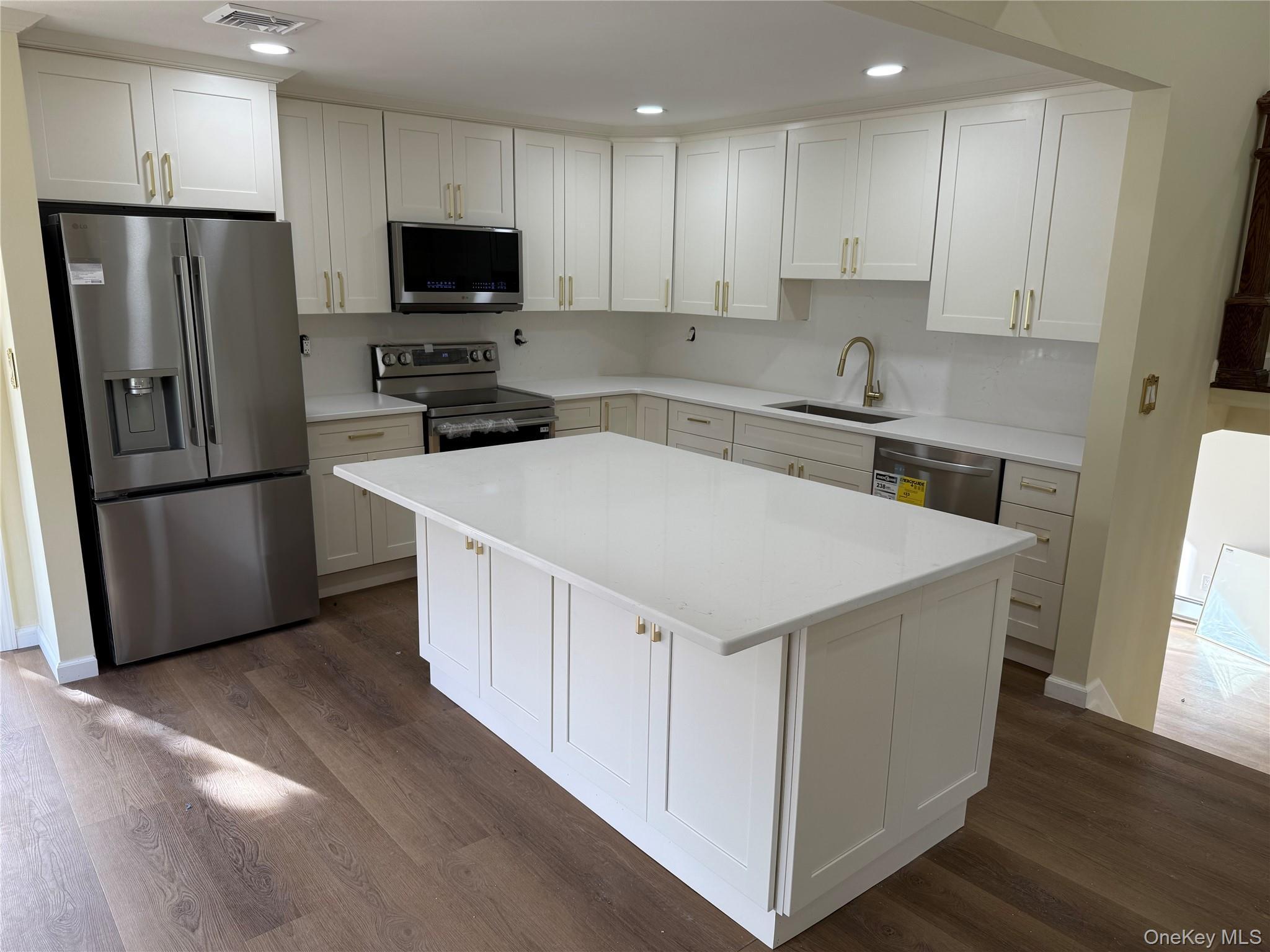 Single Family Arbor Gate  Nassau County, NY 11804, MLS-928093-4