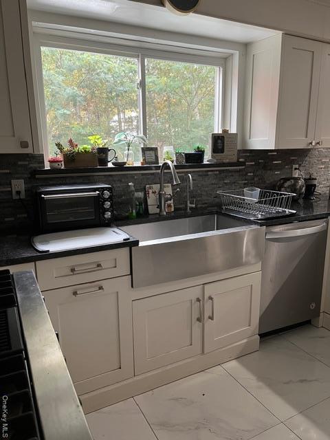 Single Family Club House  Suffolk County, NY 11949, MLS-928094-6