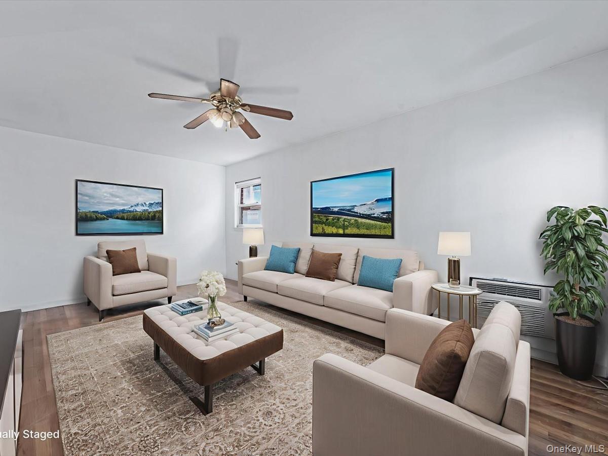 Single Family Clinton Queens, NY 11378, MLS-928103-4