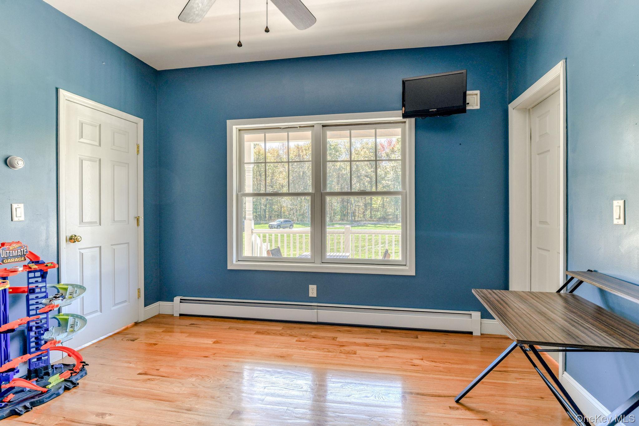 Single Family Borden  Orange County, NY 12586, MLS-928107-22