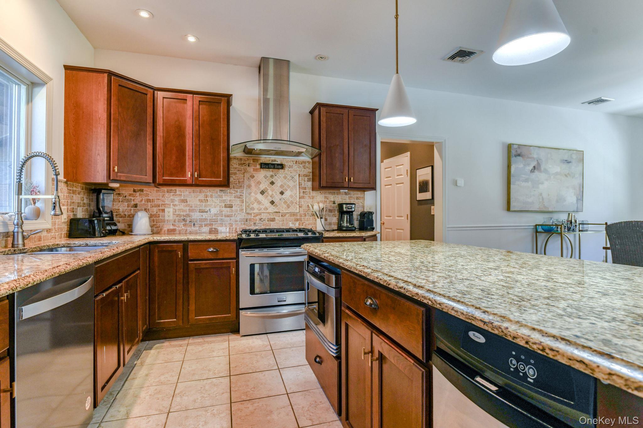 Single Family Borden  Orange County, NY 12586, MLS-928107-9