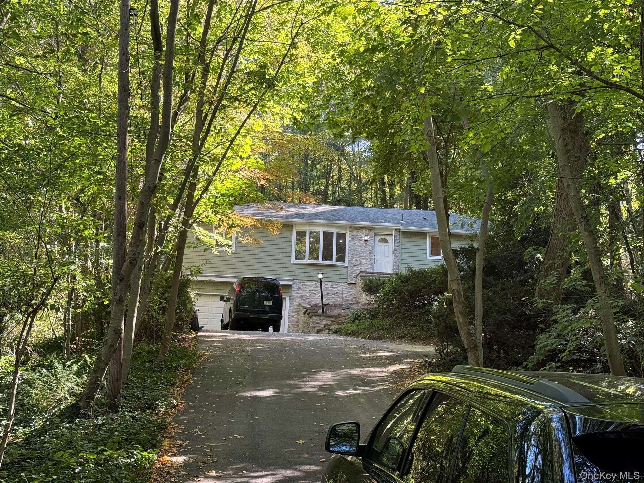 Single Family Crooked Hill  Suffolk County, NY 11743, MLS-928109-2