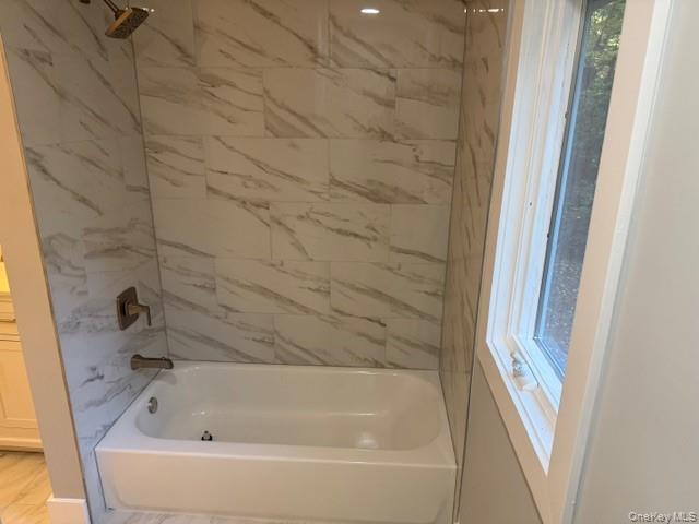 Single Family Crooked Hill  Suffolk County, NY 11743, MLS-928109-8