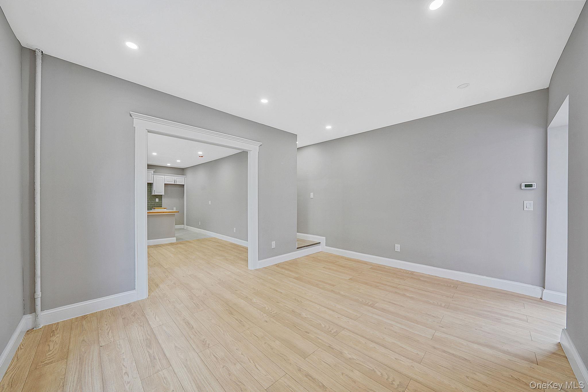 Single Family 131st  Queens, NY 11419, MLS-928112-4