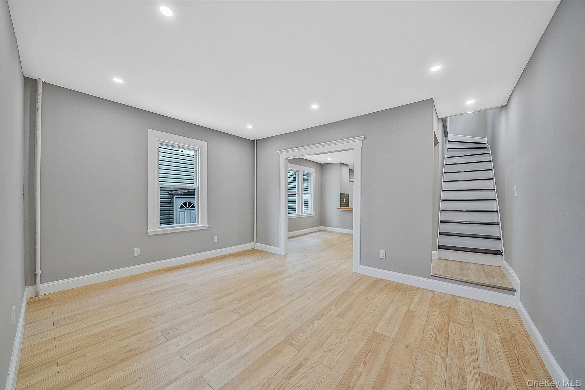 Single Family 131st  Queens, NY 11419, MLS-928112-7