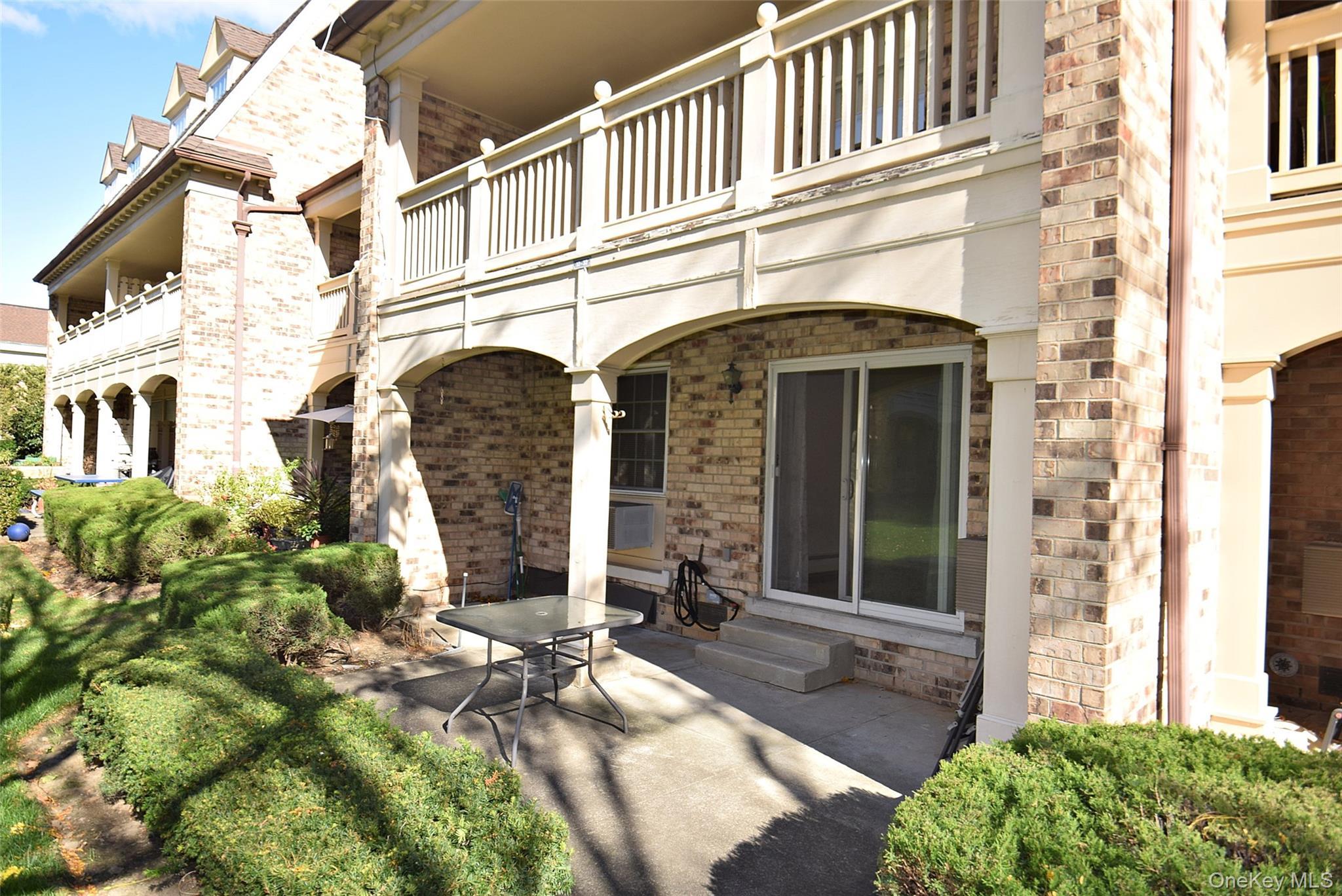 Condo Diane Queens, NY 11360, MLS-928120-10