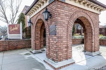 Condo Diane Queens, NY 11360, MLS-928120-20