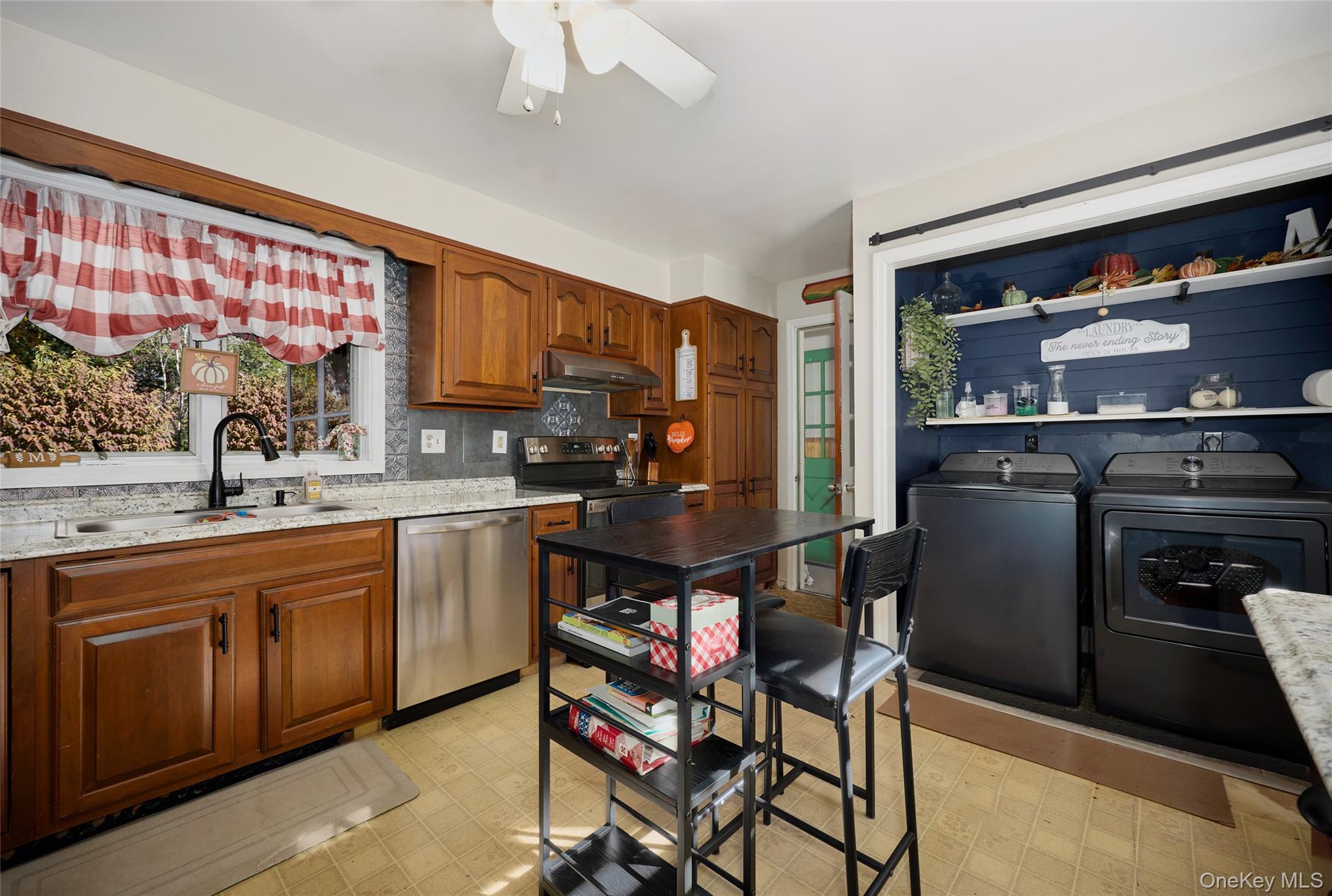 Single Family Alda Dutchess County, NY 12603, MLS-928123-8