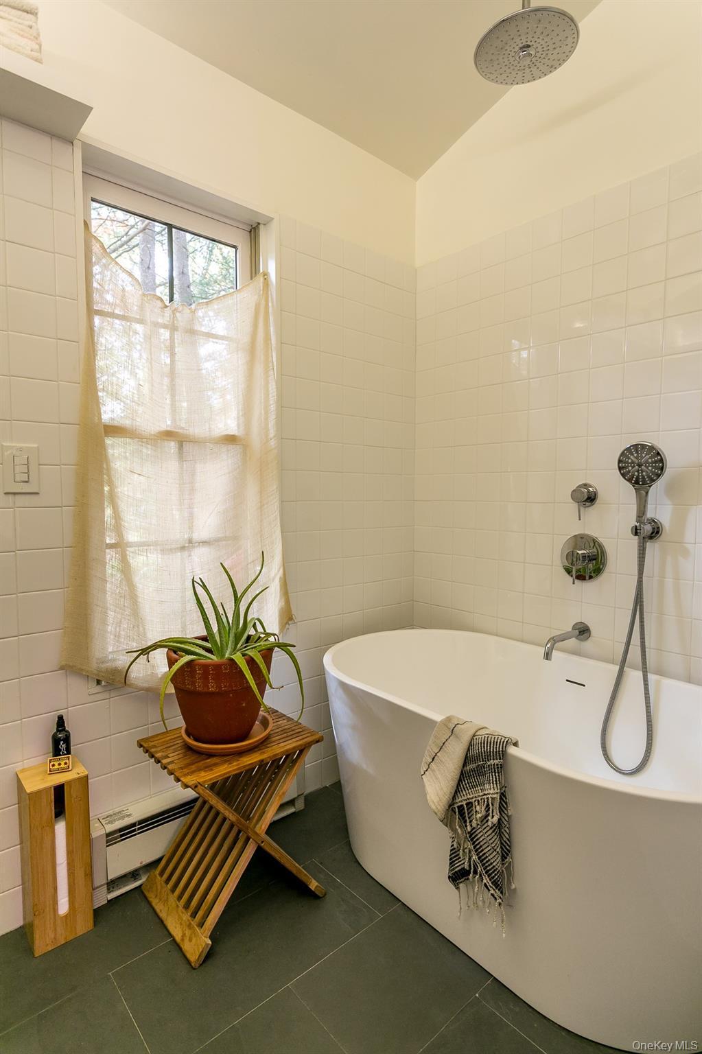 Single Family Glenerie  Ulster County, NY 12477, MLS-928128-21