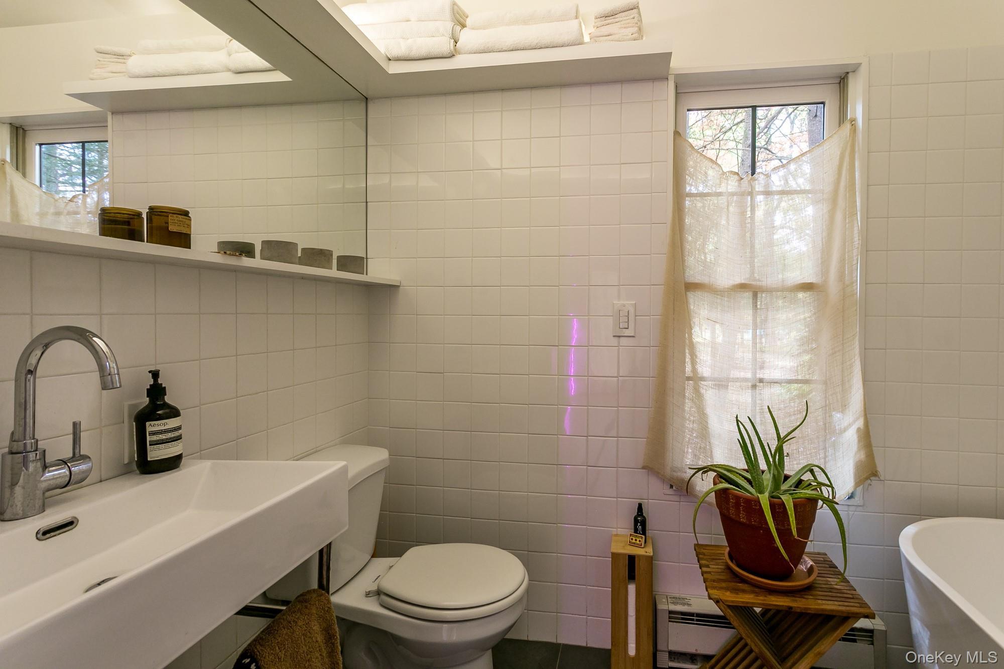 Single Family Glenerie  Ulster County, NY 12477, MLS-928128-22