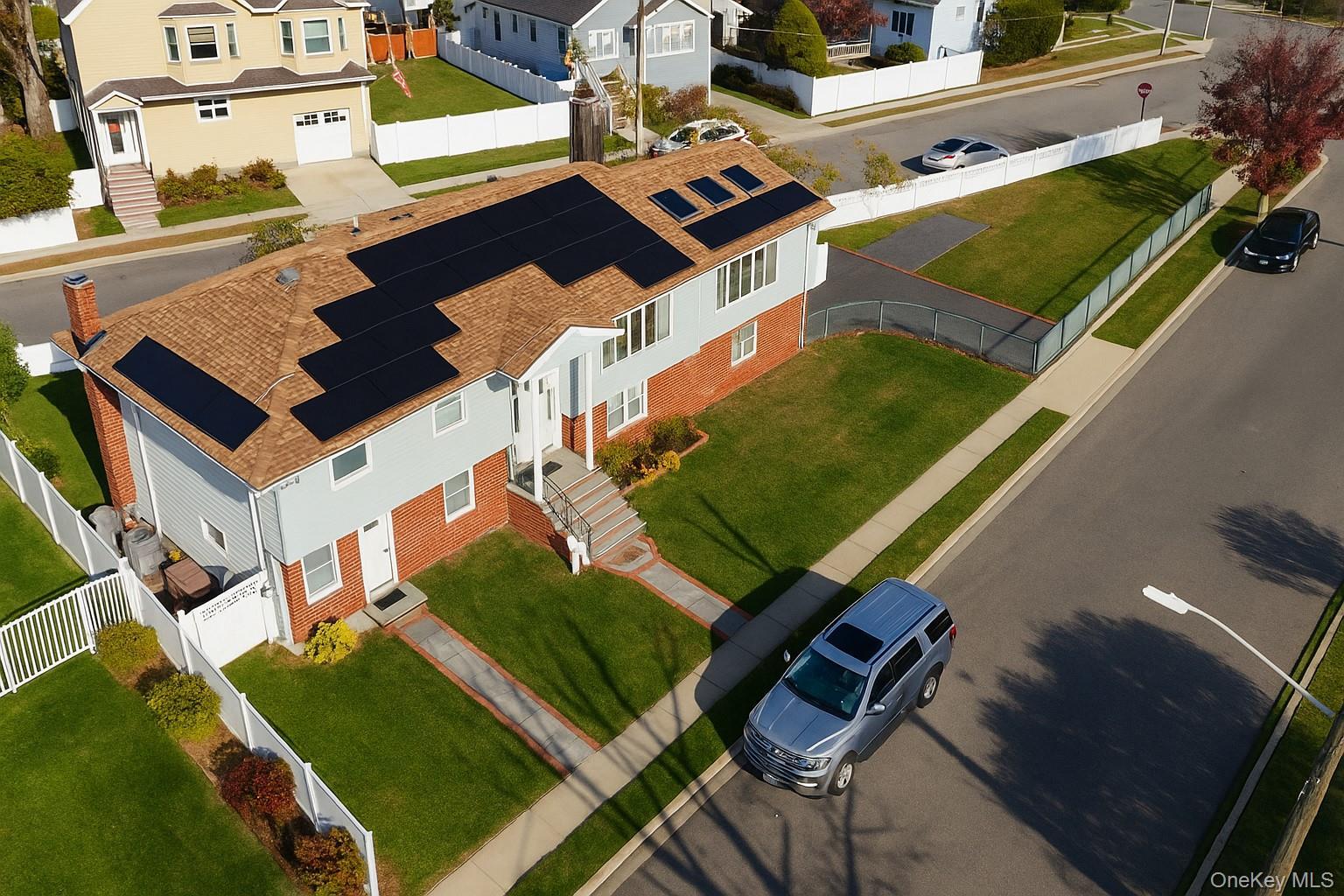 Single Family Hamilton Nassau County, NY 11558, MLS-928129-2