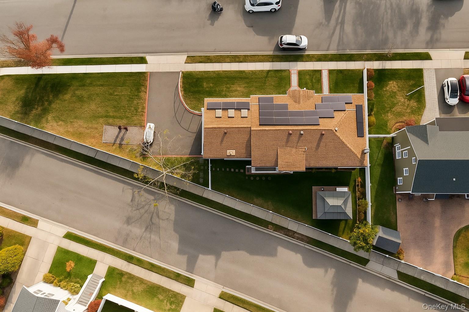 Single Family Hamilton Nassau County, NY 11558, MLS-928129-8