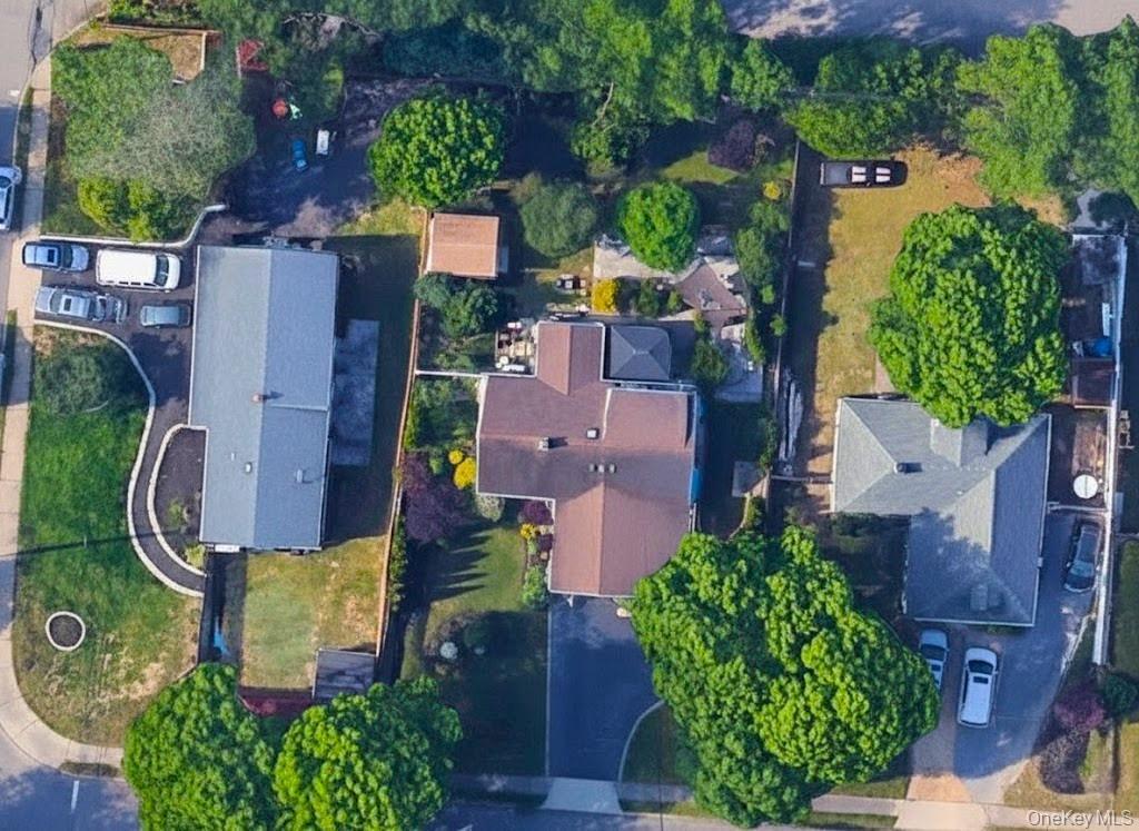 Single Family Straw  Suffolk County, NY 11749, MLS-928145-36