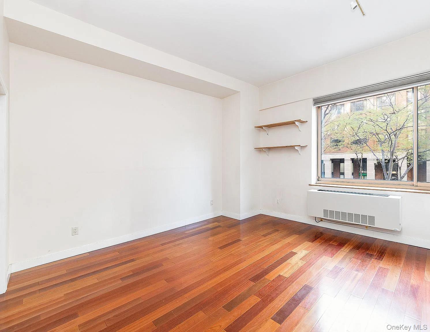 Apartment End  Manhattan, NY 10280, MLS-928155-4