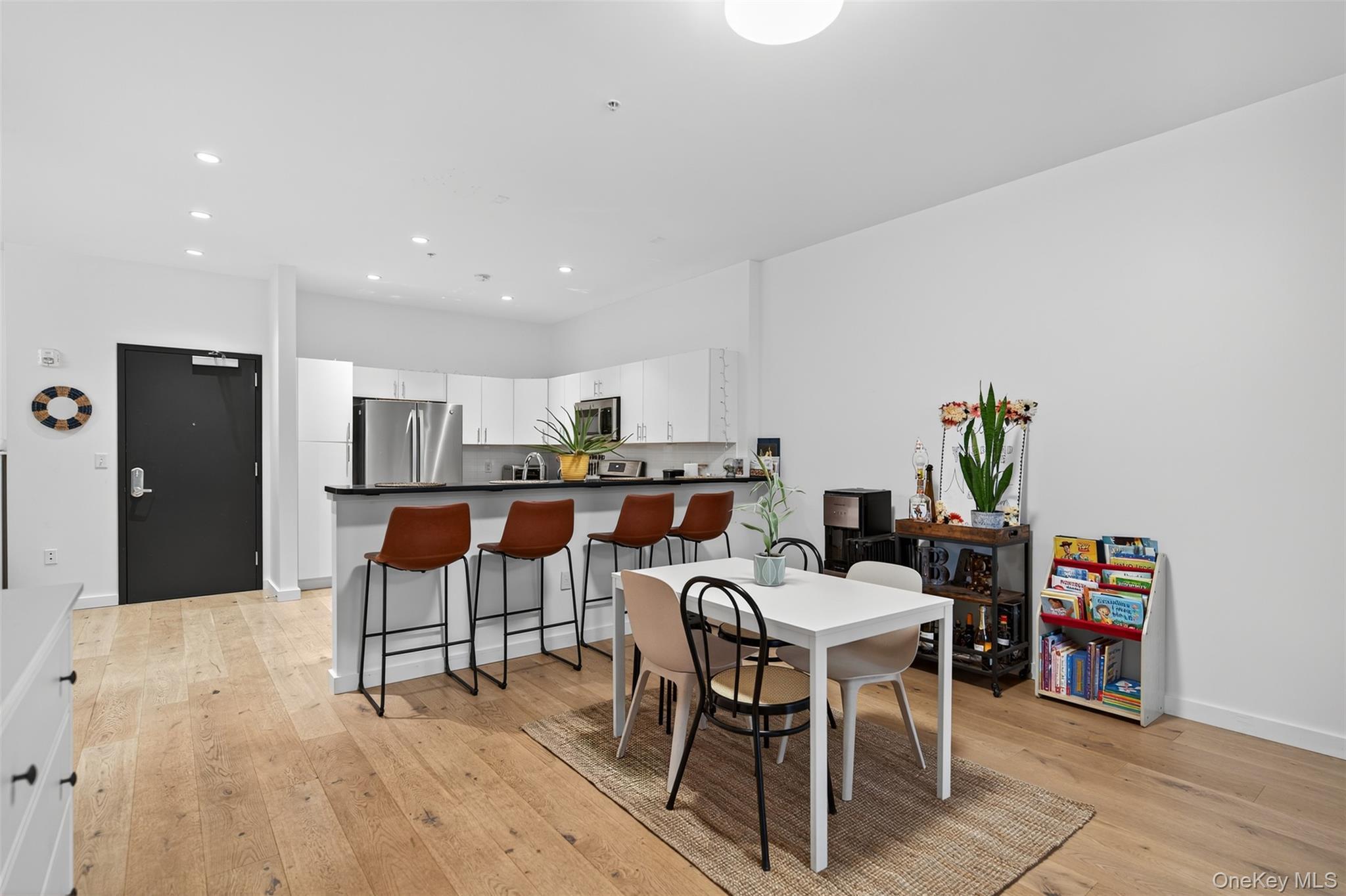 Condo Main  Dutchess County, NY 12508, MLS-928159-12