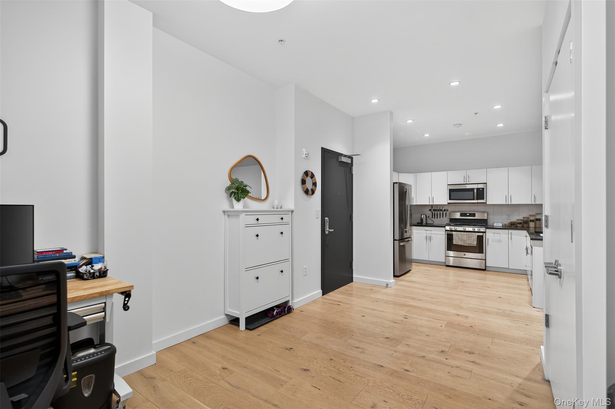 Condo Main  Dutchess County, NY 12508, MLS-928159-4