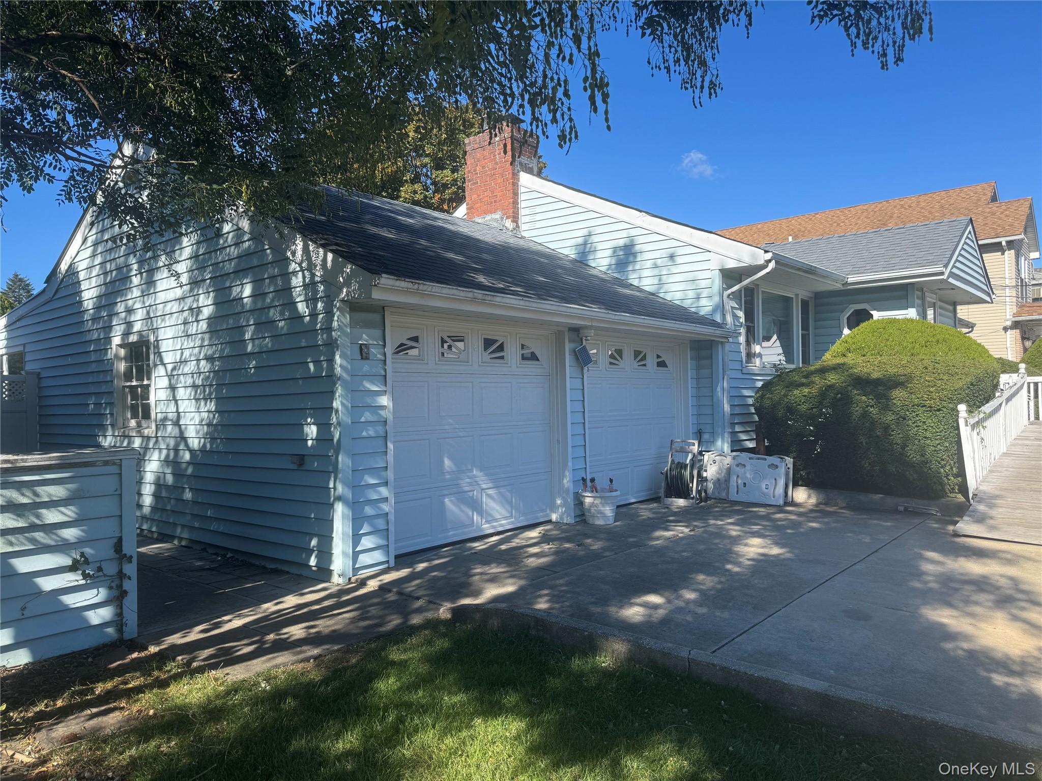 Single Family Lenox  Nassau County, NY 11553, MLS-928164-4