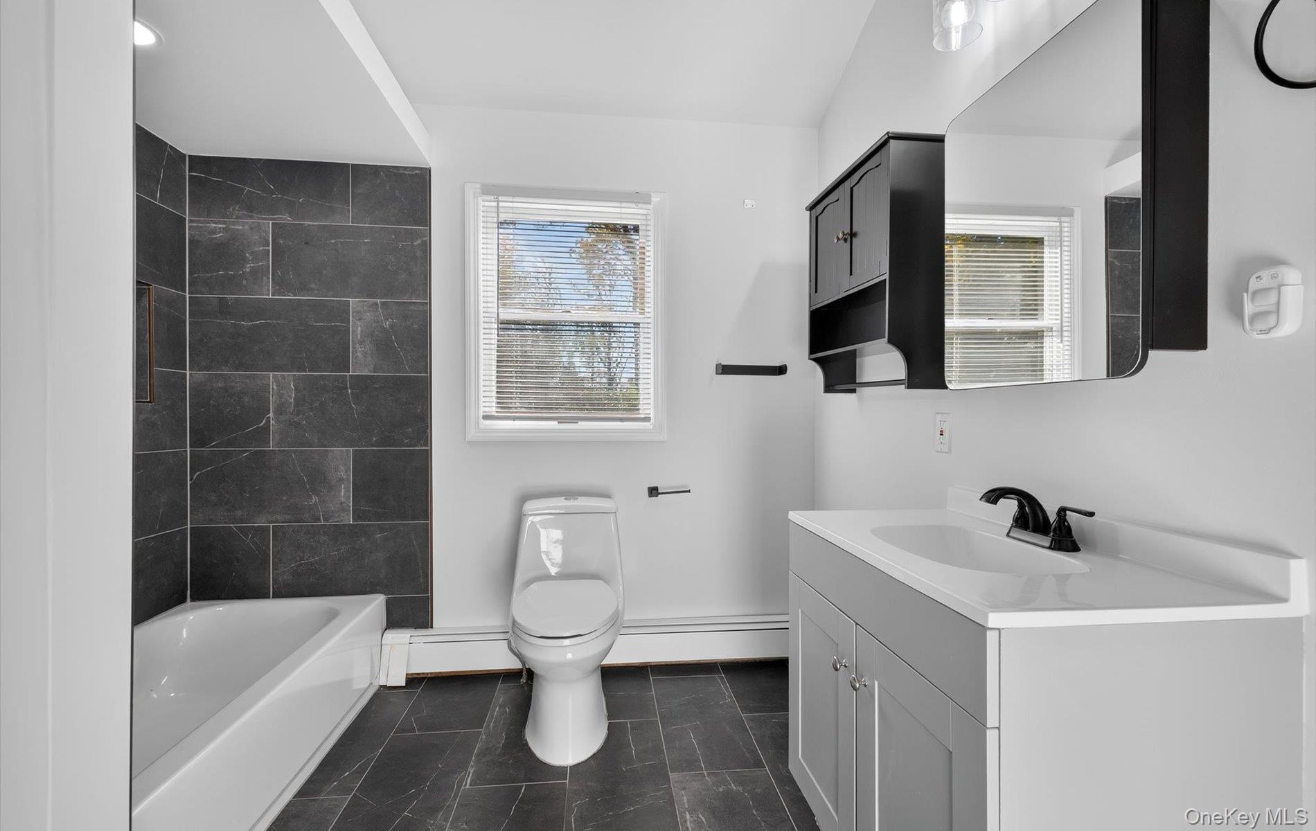 Single Family Muncey Suffolk County, NY 11706, MLS-928185-5