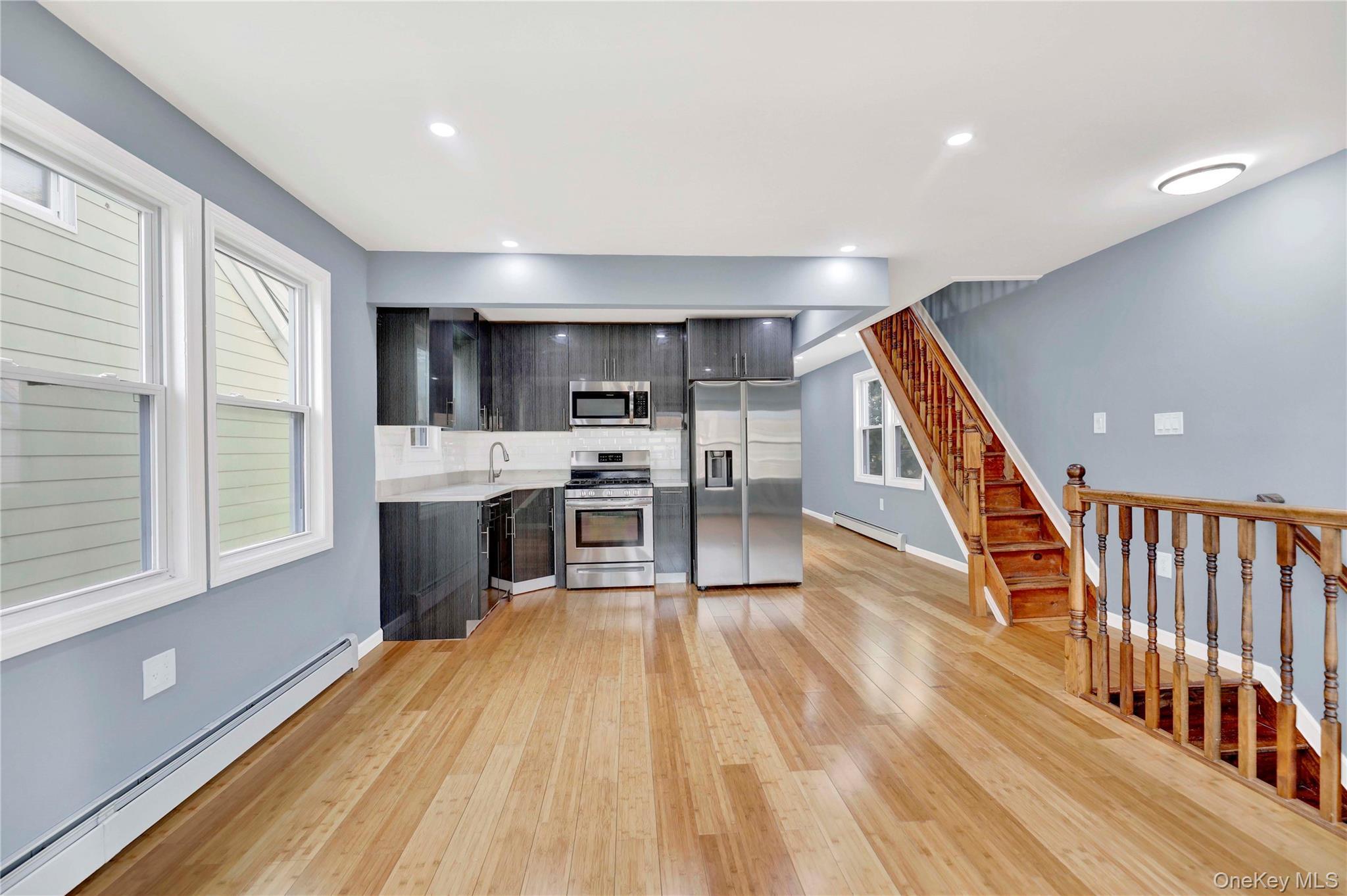 Single Family 118  Queens, NY 11424, MLS-928210-14