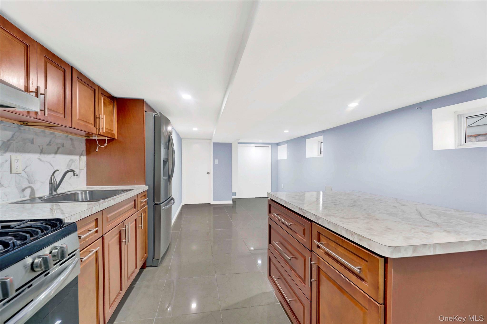 Single Family 118  Queens, NY 11424, MLS-928210-23