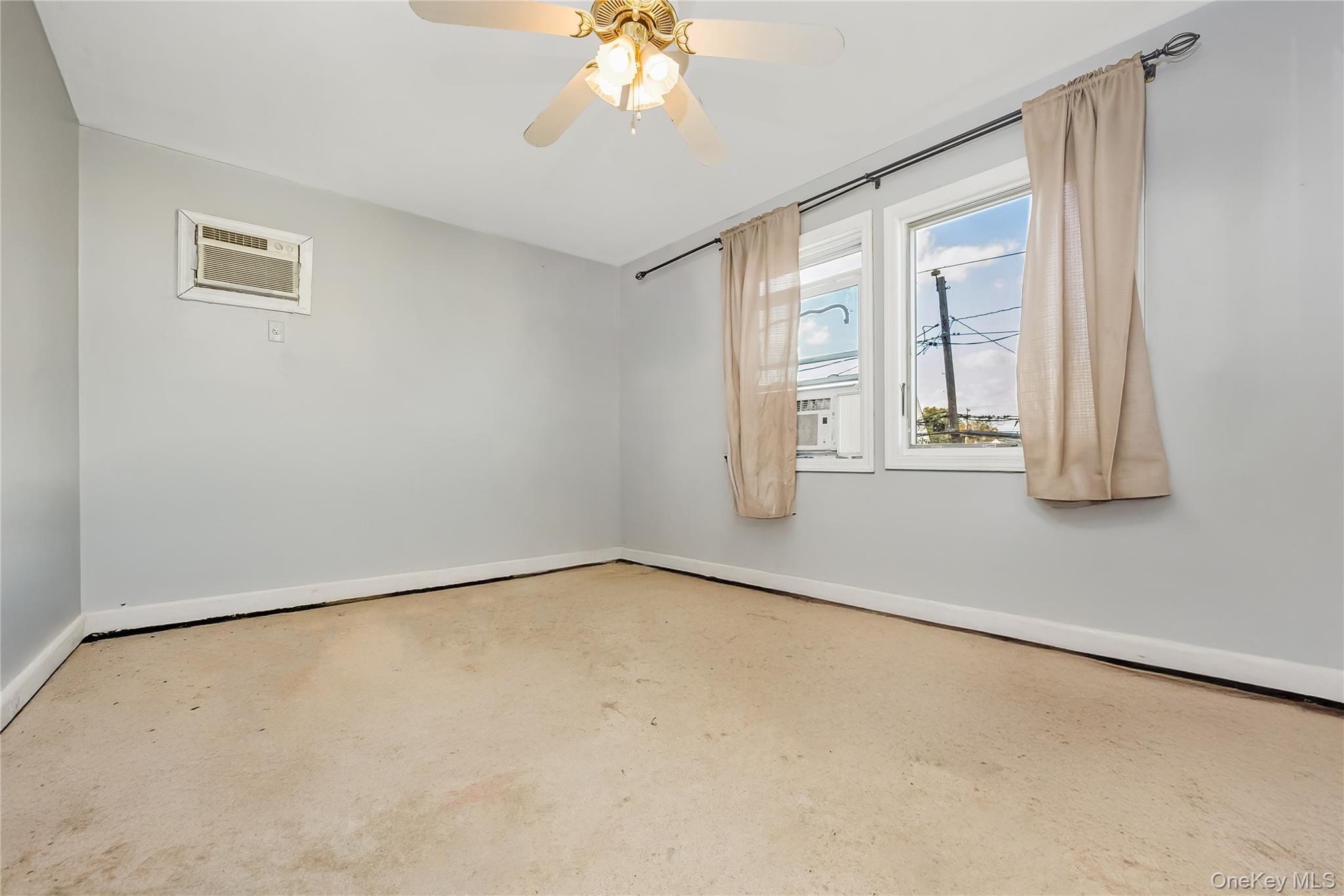 Single Family Albatross  Nassau County, NY 11756, MLS-928214-12