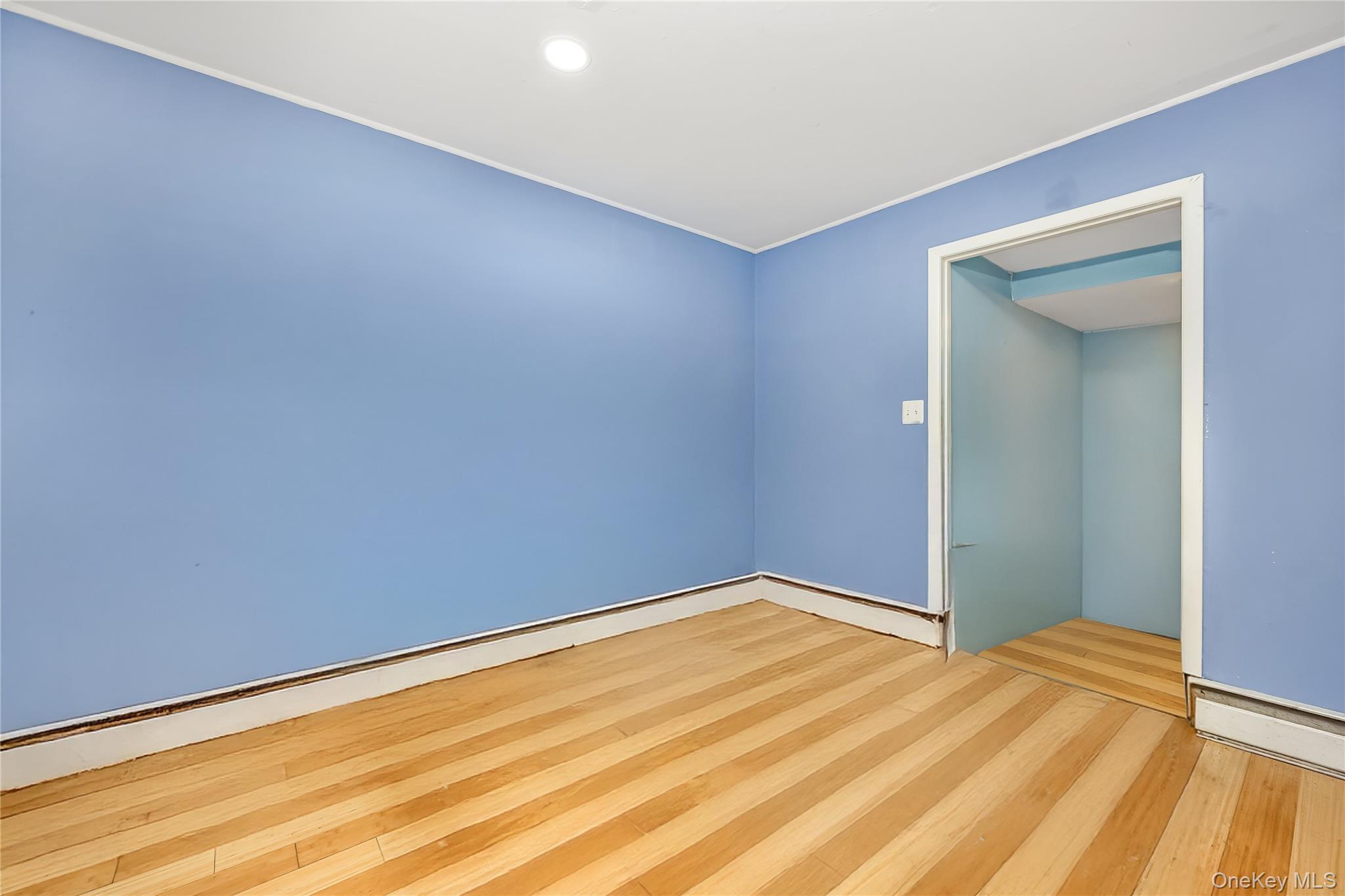 Single Family Albatross  Nassau County, NY 11756, MLS-928214-14