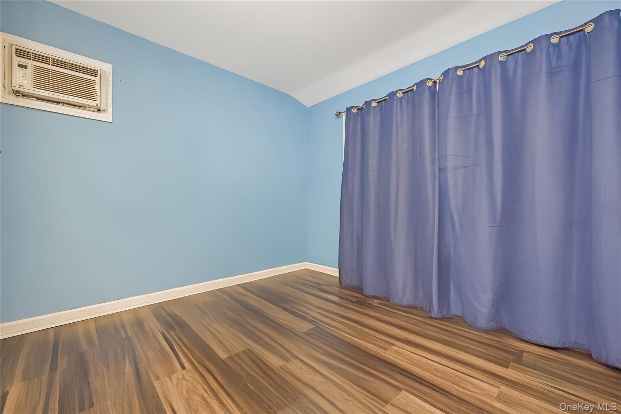 Single Family Albatross  Nassau County, NY 11756, MLS-928214-16